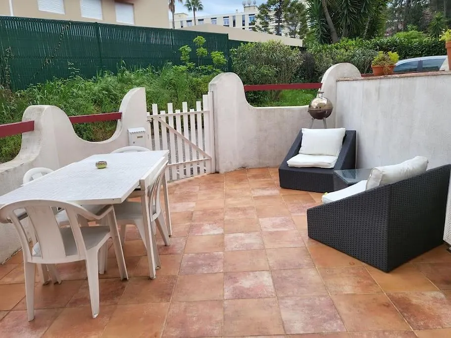 Beau Studio Pour 4 P A 5 Mn De La Plage Villeneuve-Loubet 0*,  France