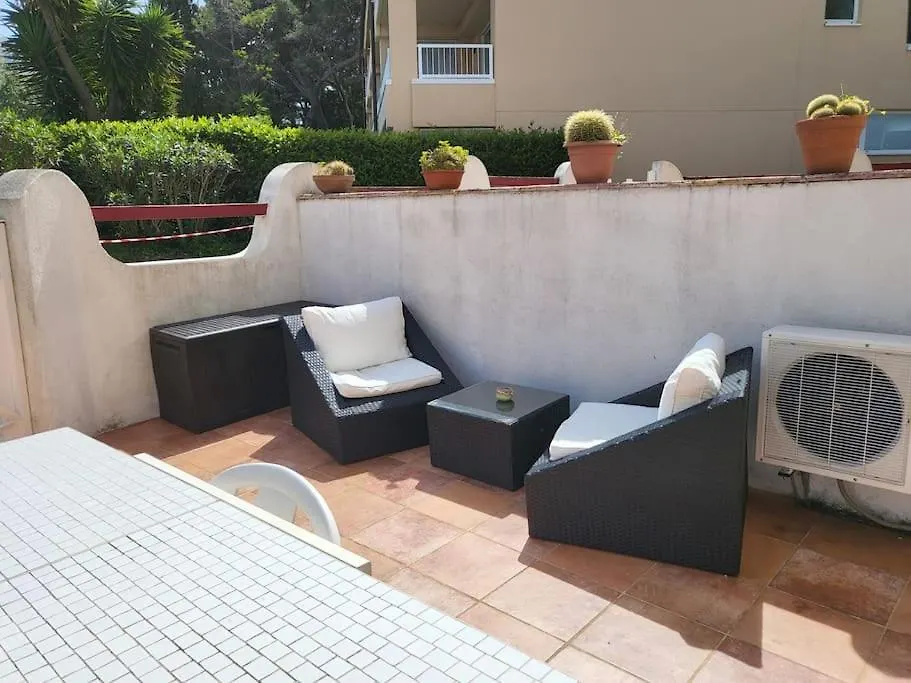Beau Studio Pour 4 P A 5 Mn De La Plage Villeneuve-Loubet Apartment